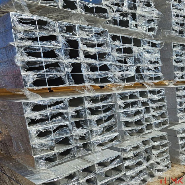 Труба алюминиевая прямоугольная